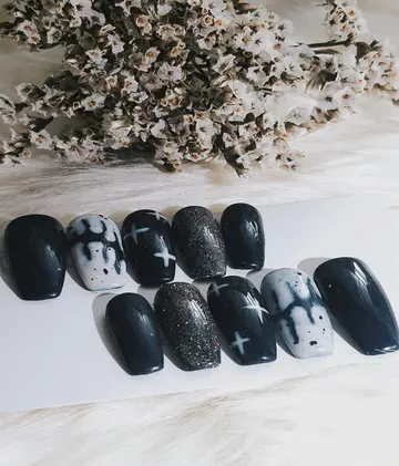 The Ultimate Guide to Choosing the Perfect Fake Nails